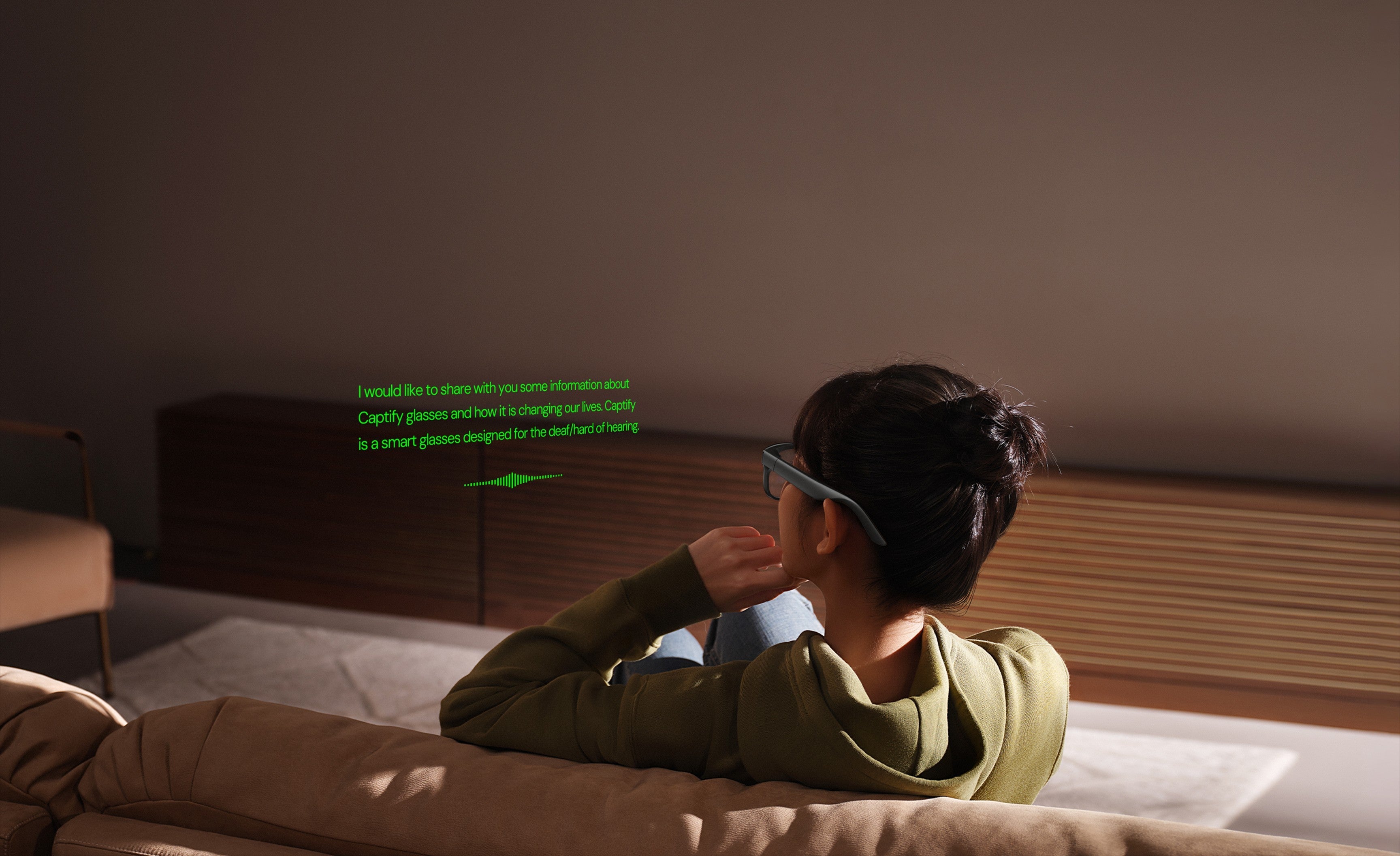 Can I get glasses that work wirelessly to display subtitles during conversations?